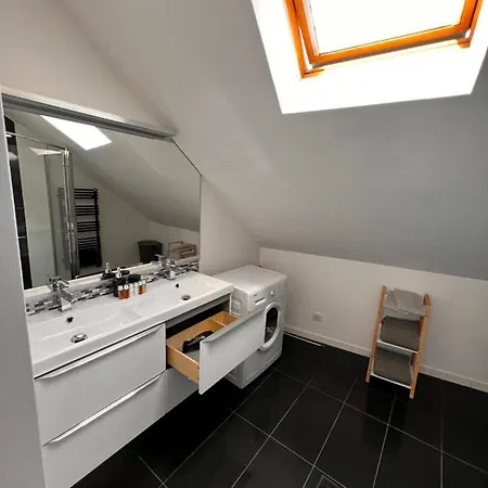 Fauvette Spacieux Duplex Hyper Centre * إيبيرني